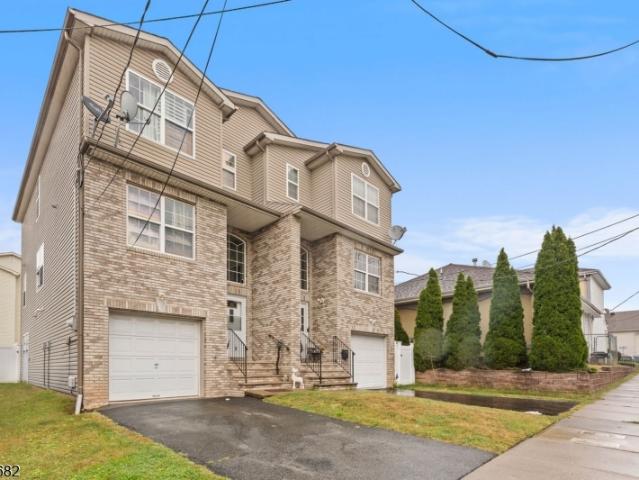 Property for sale in Carteret, New Jersey