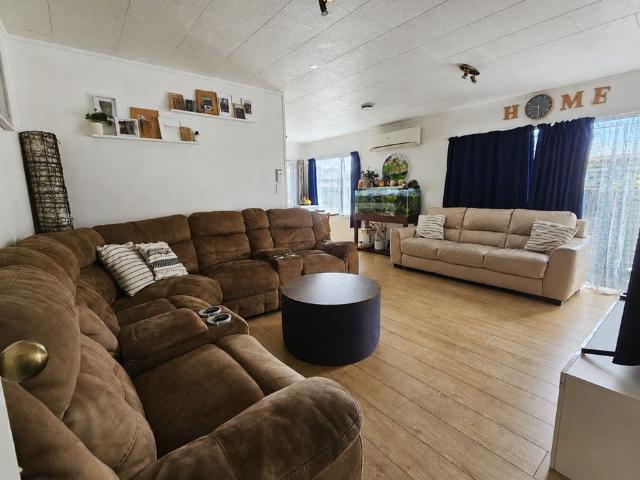 House for rent in Manurewa, Oroua County
