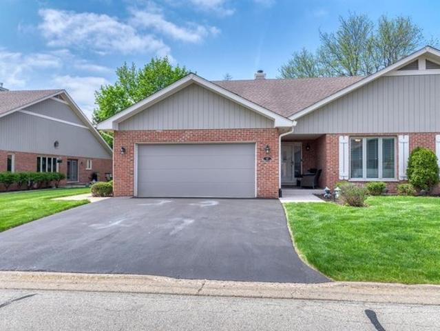 Townhouse for sale in Bloomingdale, Illinois