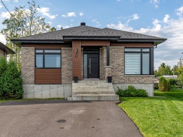 House for sale in Sainte-Clotilde, Montérégie
