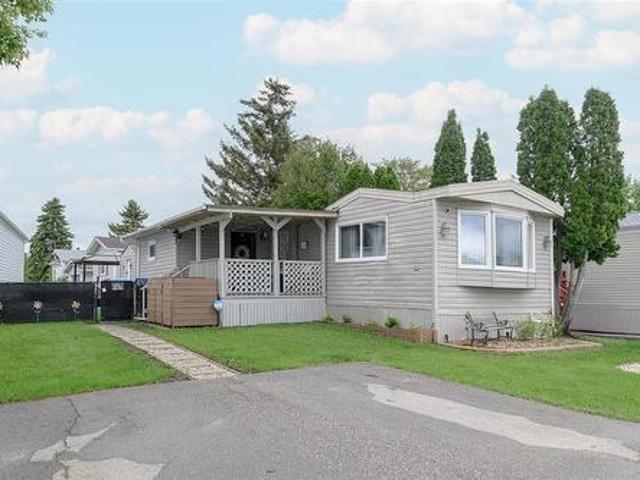 House for sale in East St. Paul, Manitoba