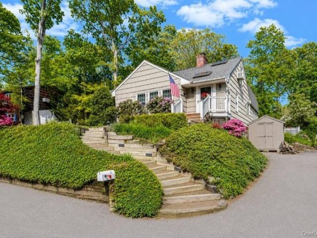 House for sale in Huntington, New York