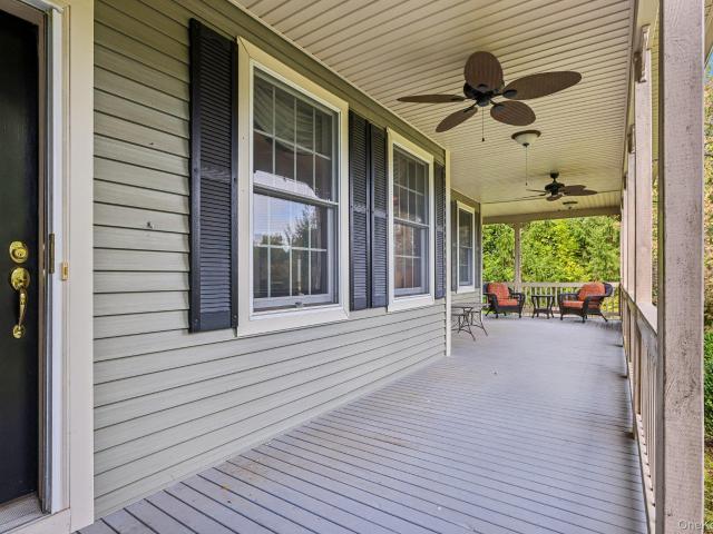 House for sale in New Milford, Town of Warwick