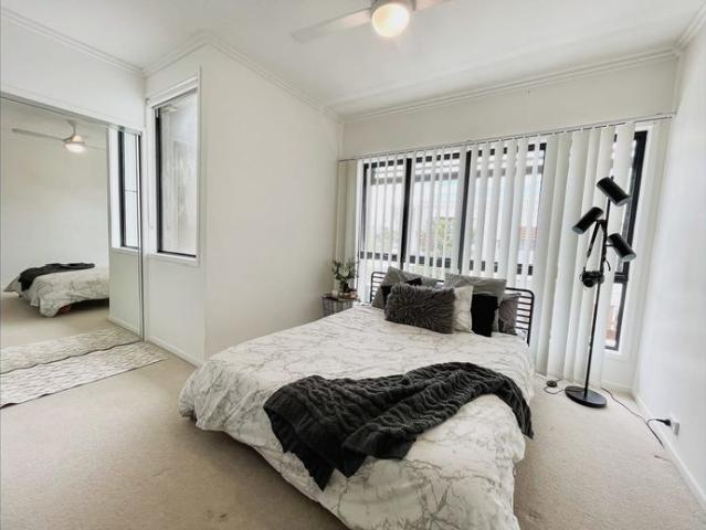 Townhouse for rent in Fernbrook, Queensland