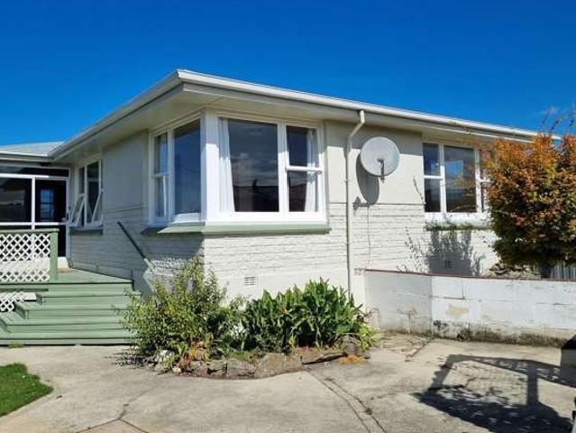 House for rent in Otakou