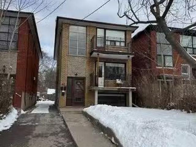 House for sale in Etobicoke