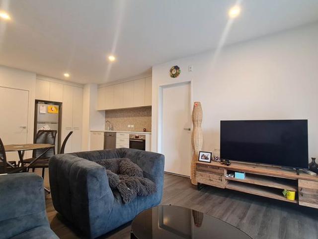 Apartment for rent in Penrose, Oroua County