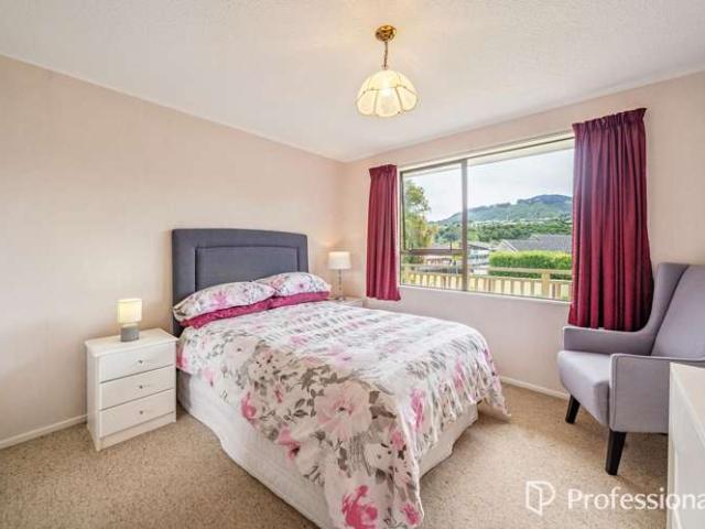 House for sale in Pauatahanui, Wellington