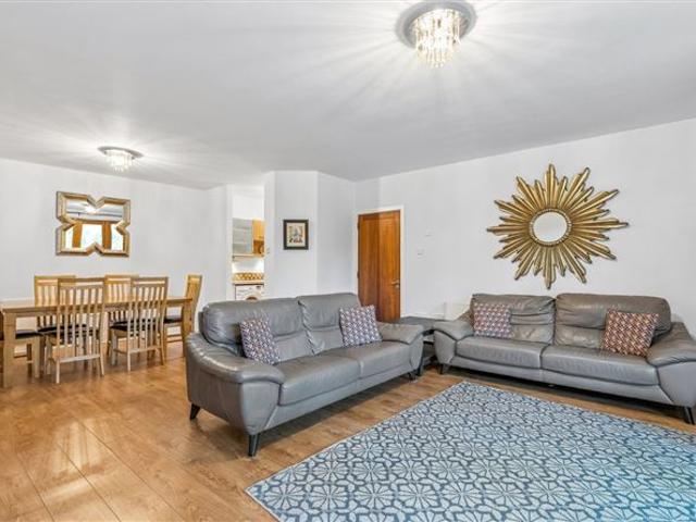 Apartment for sale in Cabinteely Close, Cornelscourt