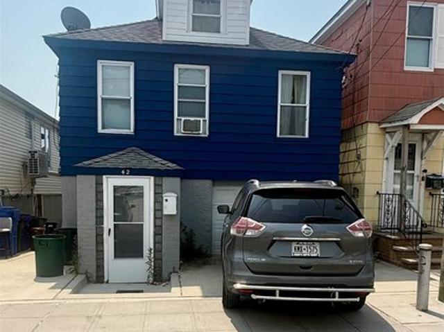 House for sale in Queens, Arverne