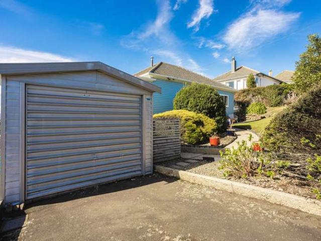 House for sale in Otakou