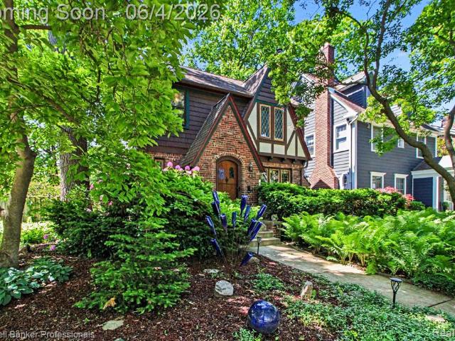 House for sale in Pleasant Ridge, Michigan