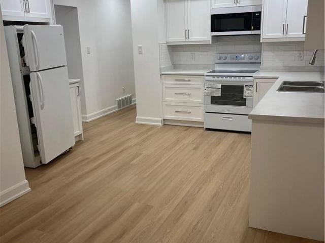 Apartment for rent in Corman, Hamilton