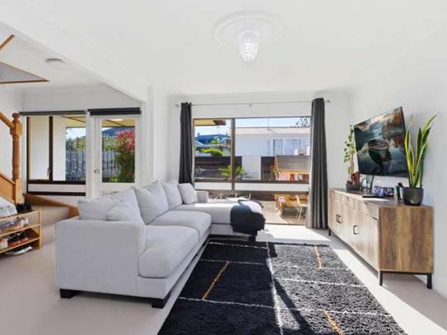House for sale in Omokoroa, Bay Of Plenty