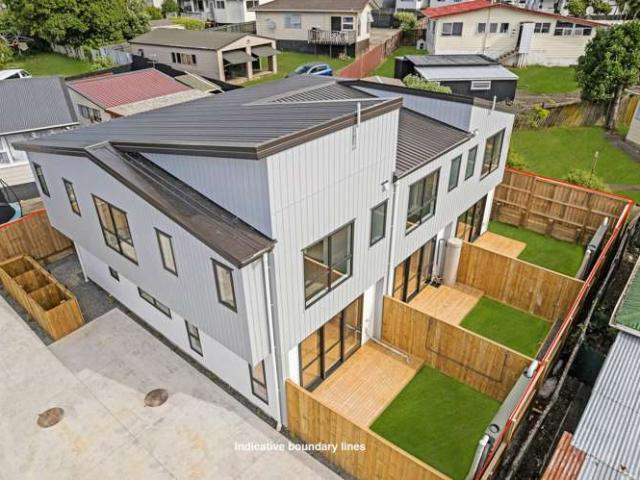 Townhouse for sale in Manurewa