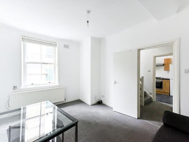 Apartment for rent in Saint Giles, Bloomsbury