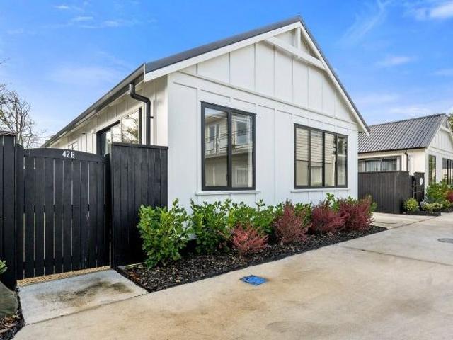 House for rent in Pauatahanui, Wellington
