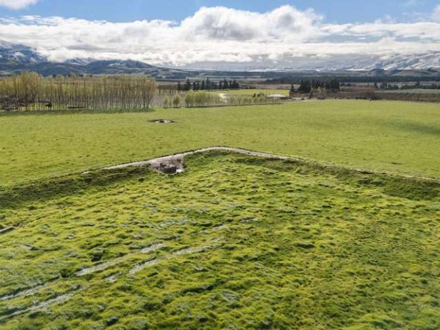 Property for sale in Otakou