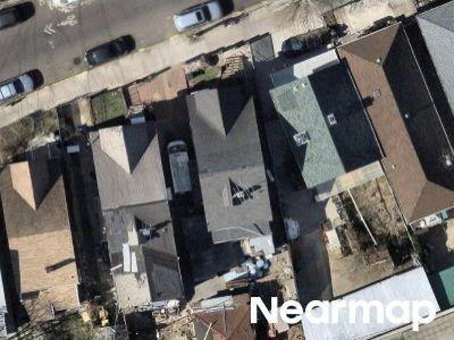 House for sale in Queens, Arverne