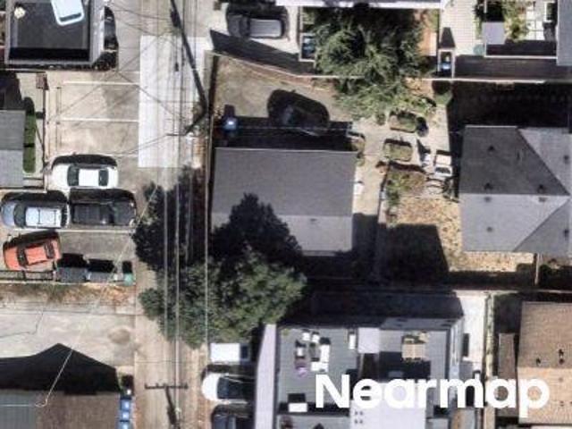 Townhouse for sale in Seattle, Washington