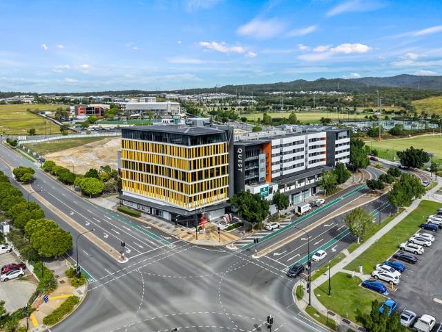Office for rent in Toombul, Queensland