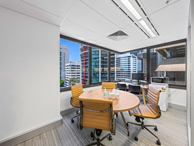 Office for sale in Toombul, Queensland