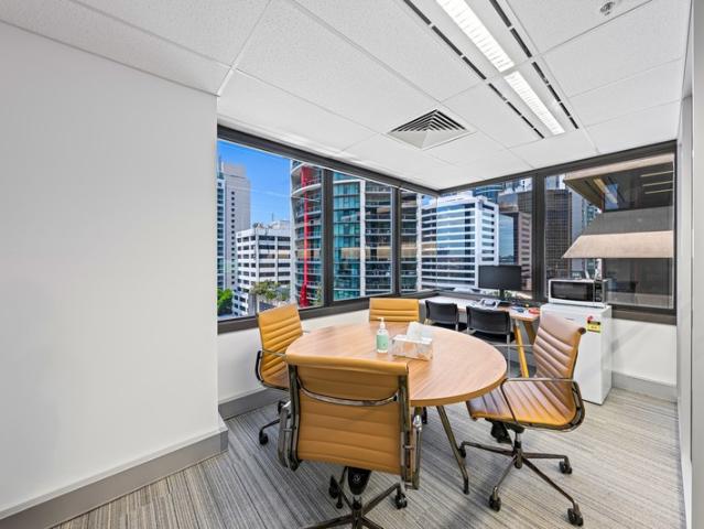 Office for rent in Toombul, Queensland