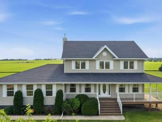 House for sale in Alberta