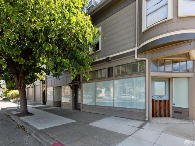 Condo for sale in Oakland, California