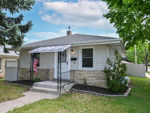 House for sale in Milwaukee, Wisconsin
