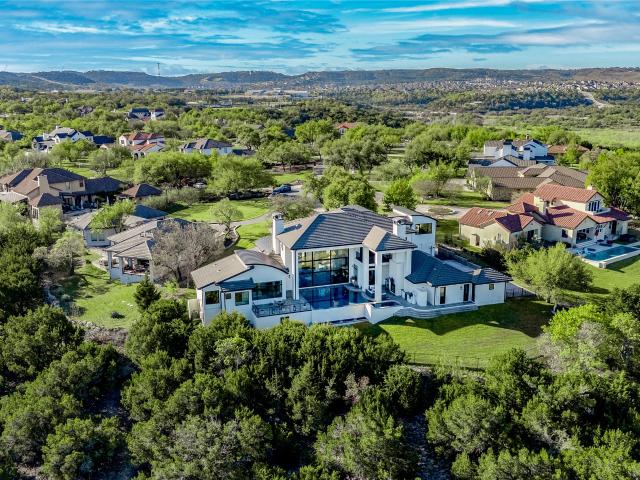 House for sale in Spicewood, Texas