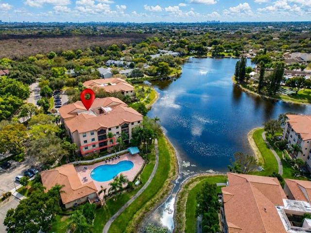 Condo for sale in Coconut Creek, Florida