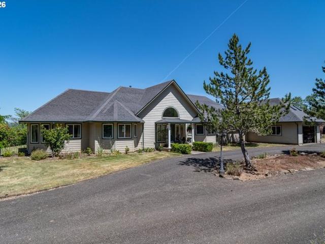 House for sale in Oregonia