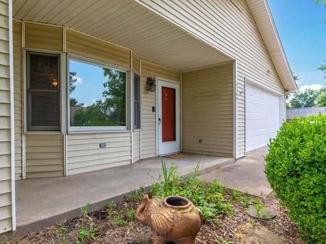 House for sale in Columbia, Boone County