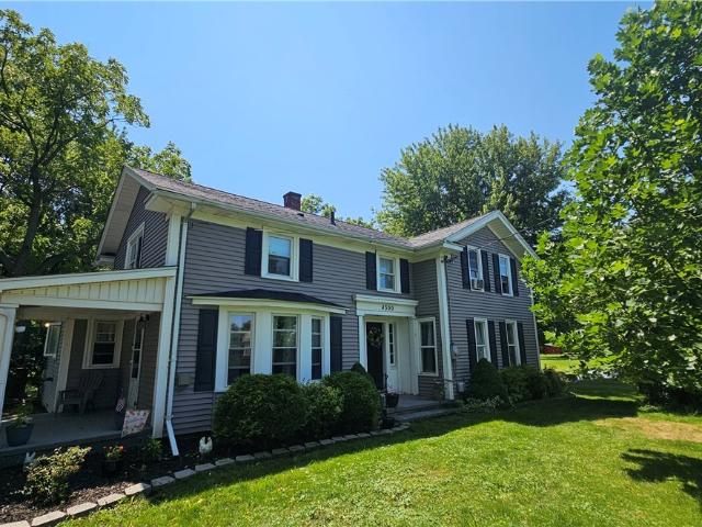 House for sale in Niagara, New York