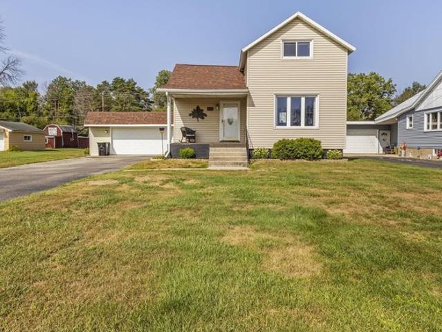 House for sale in Menominee, Michigan
