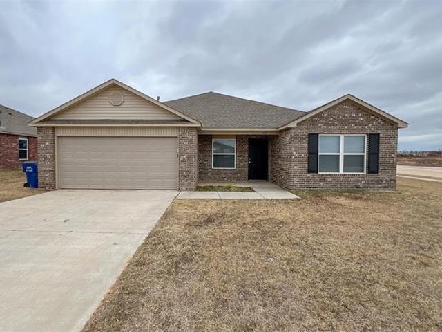 House for sale in Harrah, Oklahoma
