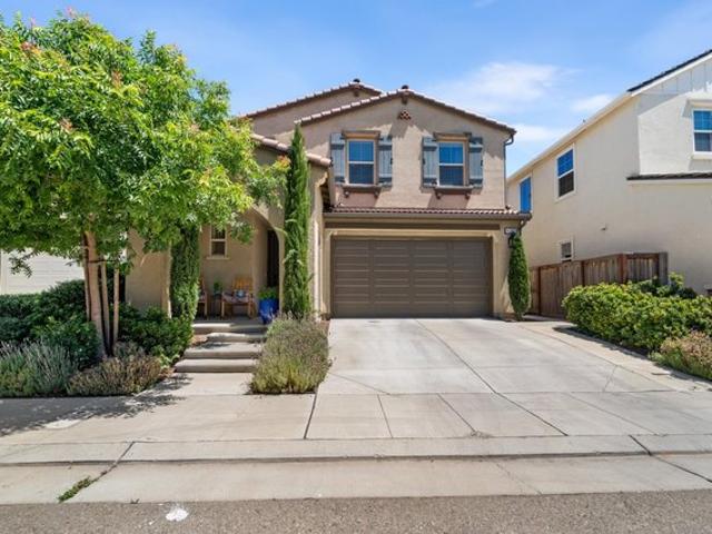 House for sale in Madera, California