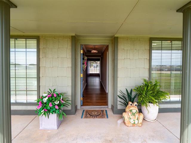 House for sale in Meeker, Oklahoma