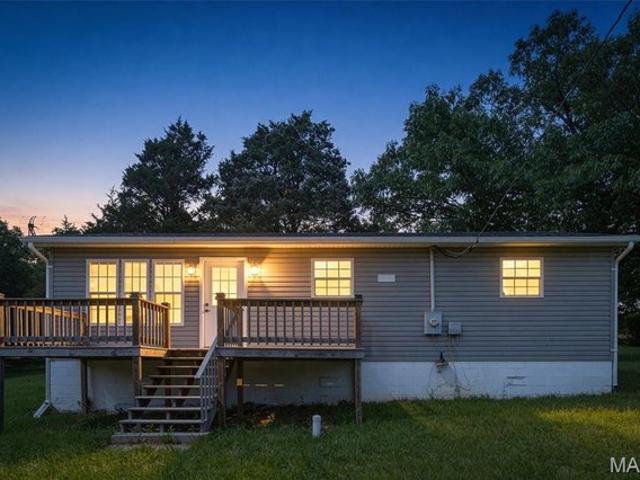 House for sale in De Soto, Missouri