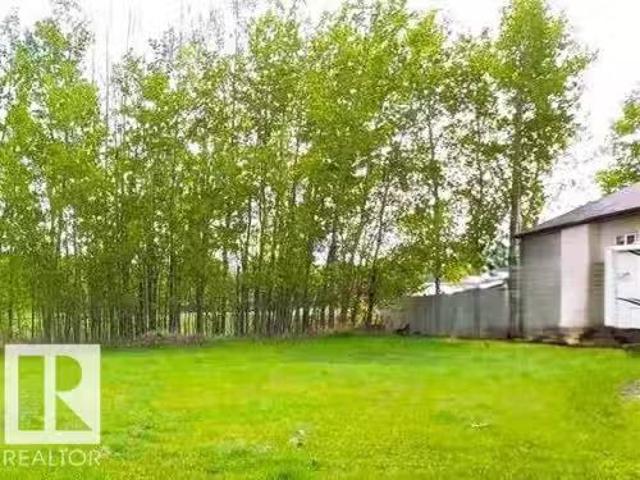 House for sale in Alberta Beach, Alberta