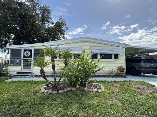 House for sale in Ellenton, Florida
