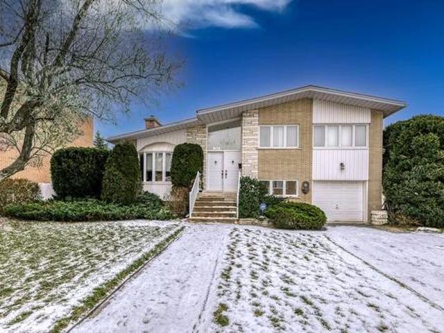 House for sale in Chomedey, Quebec