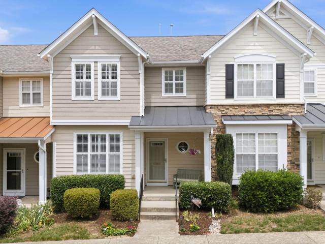Townhouse for sale in Durham, North Carolina