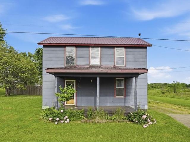House for sale in Crooksville, Ohio