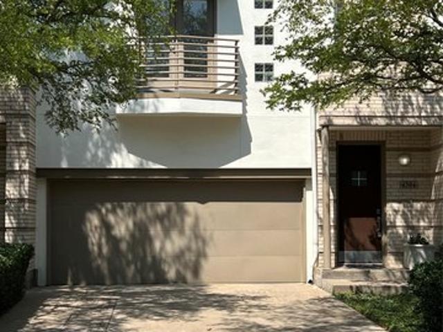 Townhouse for sale in Dallas, Texas