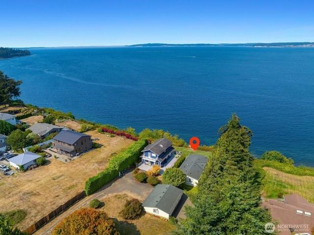 House for sale in Hansville, Washington