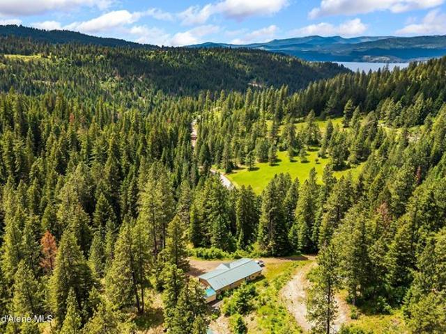 House for sale in Harrison, Idaho