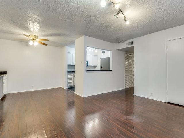 Townhouse for sale in Irving, Texas