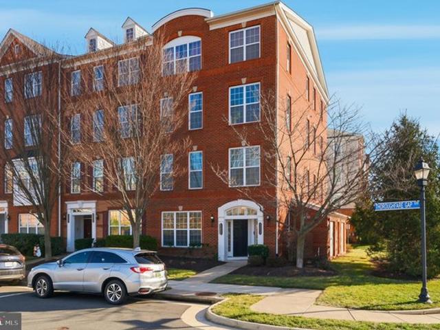 Condo for sale in Virginia